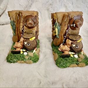 Avery Creations BookEnds 